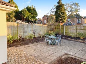 Photo 16- click for photo gallery